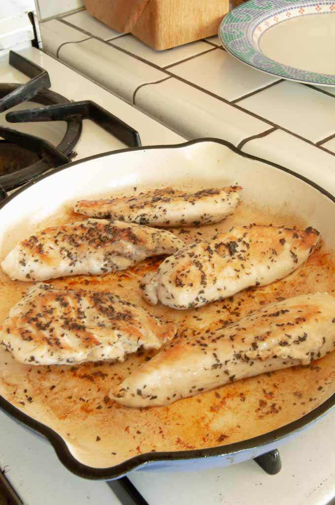 Sauteeing chicken cuttlets for Creamy garlic chicken