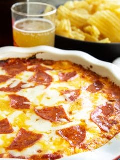 hot pizza style dip in a pie plate