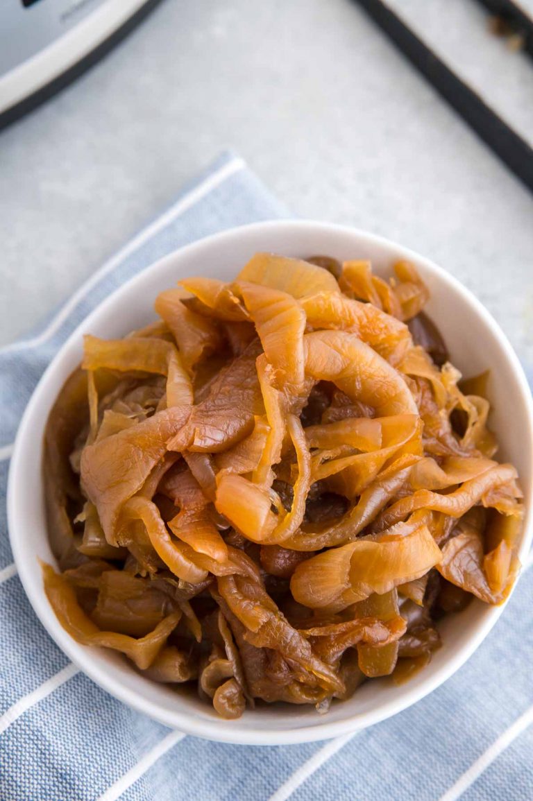 Caramelized Onions in the Slow Cooker West Via Midwest