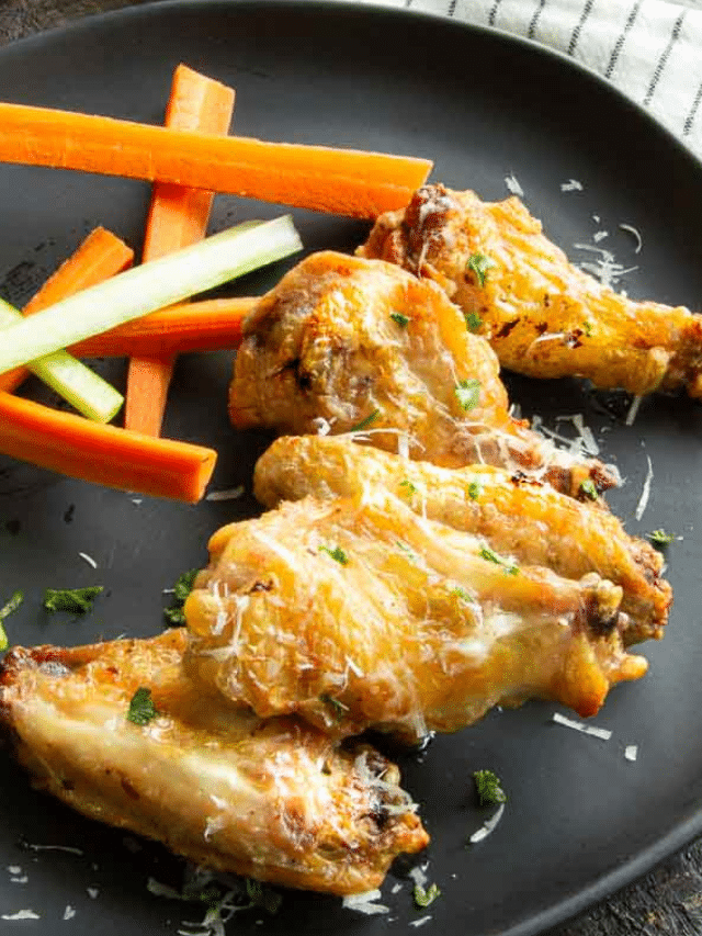 Easy Garlic Parmesan Chicken Wings – West Via Midwest Story